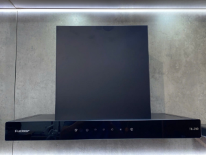 Máy hút mùi Fudeer T8 700BT bản đặc biệt màu đen hút khoẻ 1950m3/h, chạy êm, tự động vệ sinh